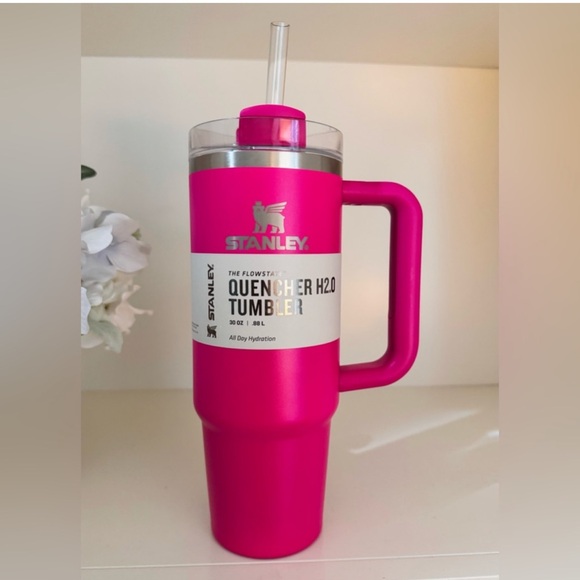 🎉LAST CHANCE🎉Stanley 30oz. Quencher H2.0 FlowState Tumbler